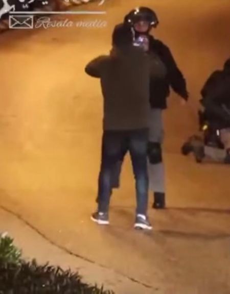 الشرطة مستمرة بالاعتداء على الصحافيين!